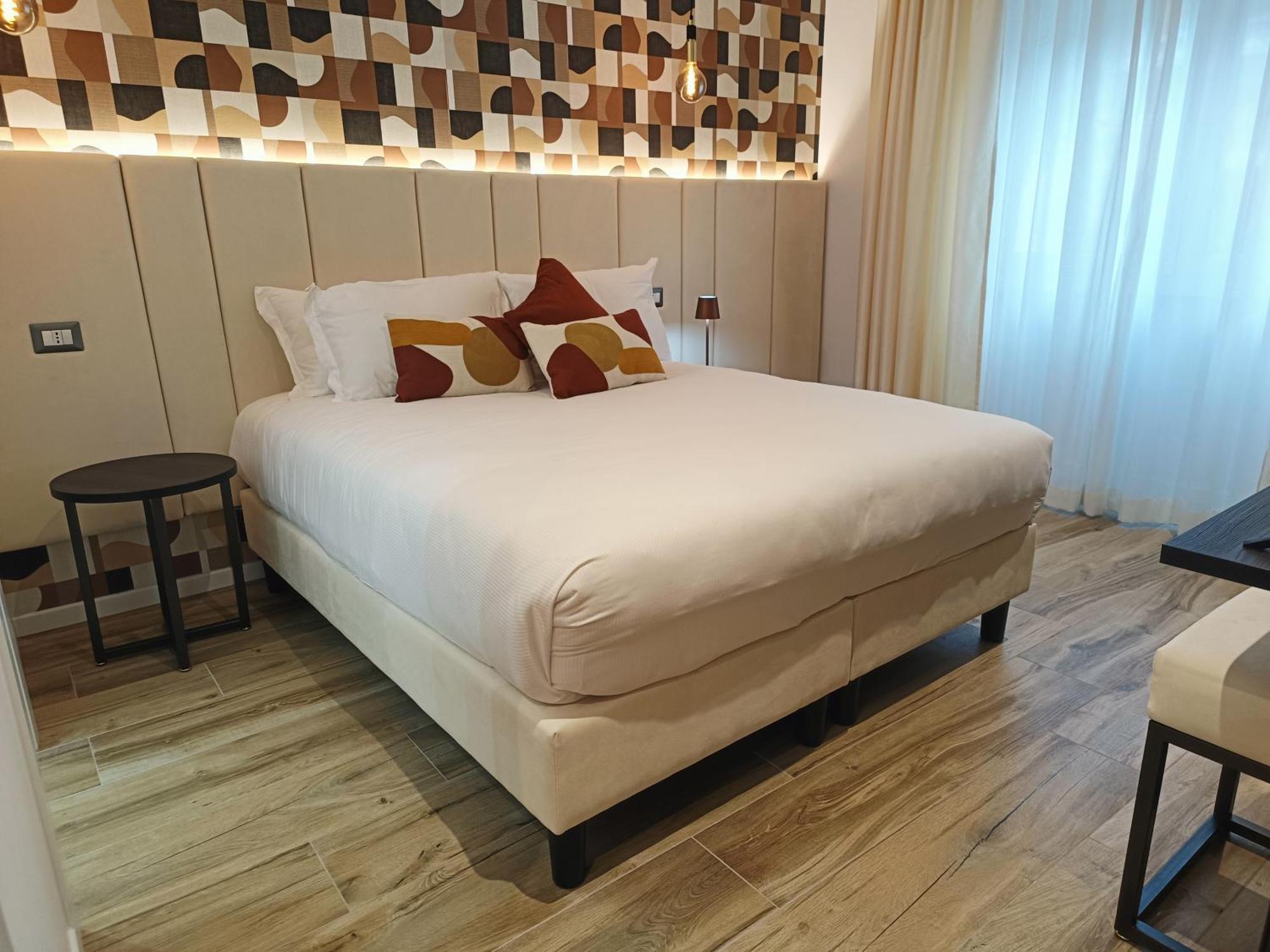 Romi Suite — Foto 1